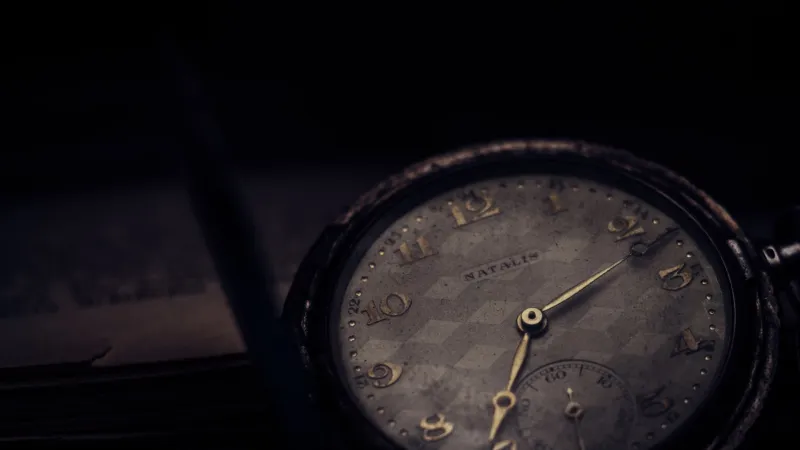 The Objects We Cannot Keep: How Heirloom Photography Turned Memory Into a Portrait Session