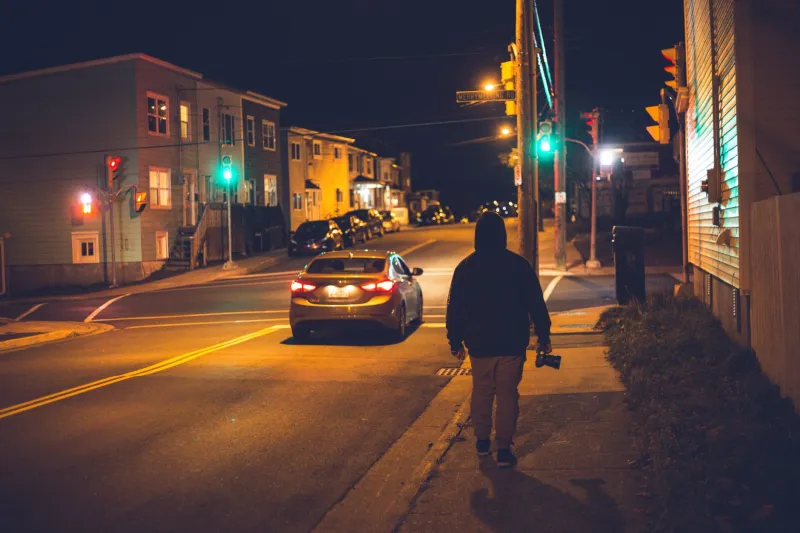 Six Blocks, Ten Thousand Frames: The Photographers Who Refuse to Wander